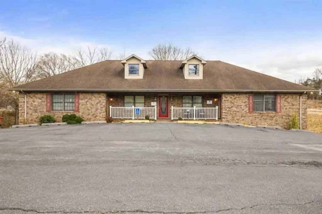 727 Lee Highway Verona VA 24482