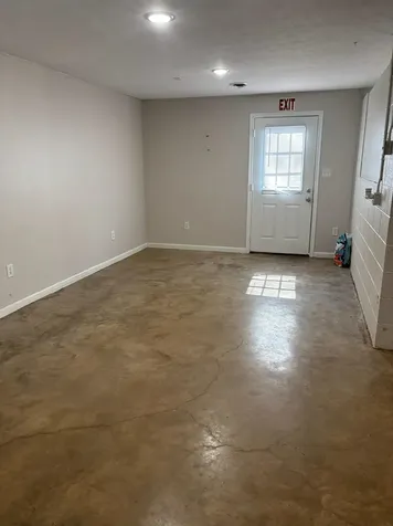 727 Lee Highway Verona VA 24482