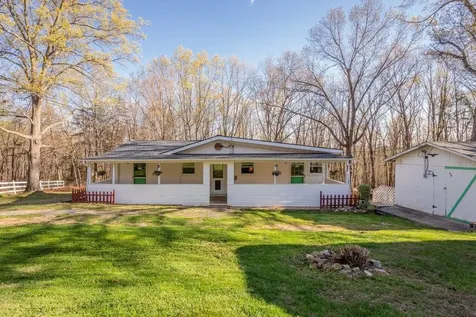 160 Gale Lane Stanley VA 22851