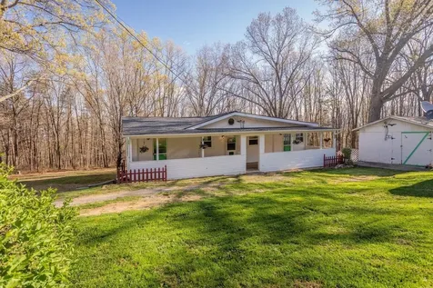 160 Gale Lane Stanley VA 22851