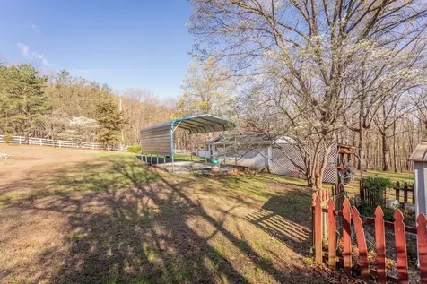160 Gale Lane Stanley VA 22851