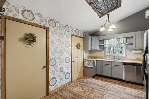 160 Gale Lane Stanley VA 22851