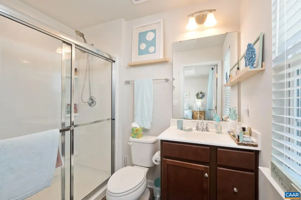 76 Park Drive Palmyra VA 22963