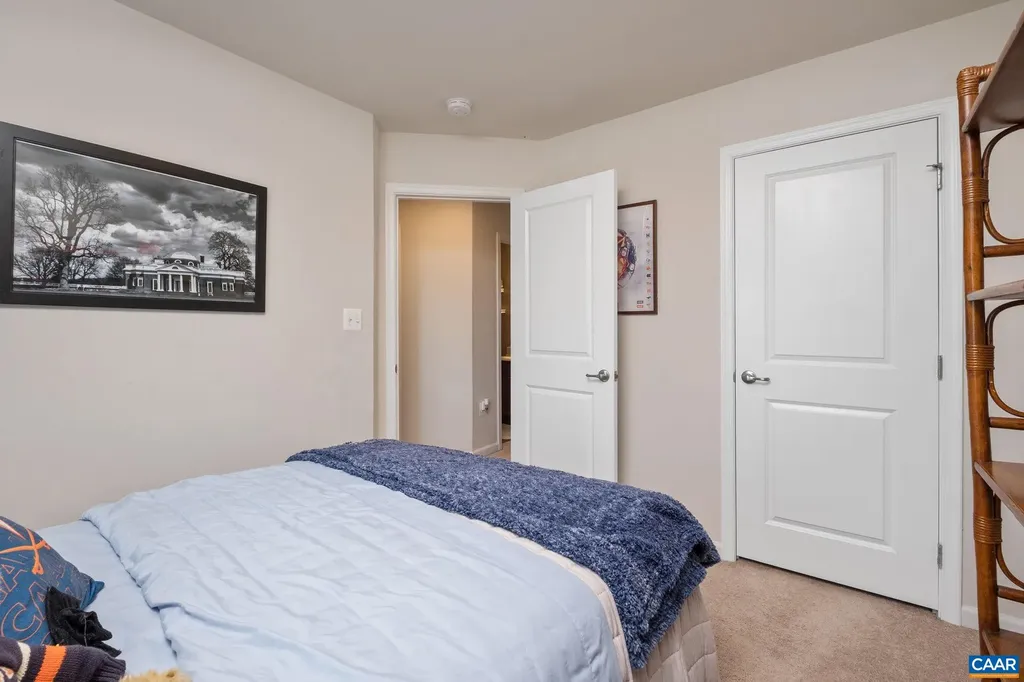 76 Park Drive Palmyra VA 22963