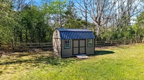 153 Thorofare Road Crimora VA 24431