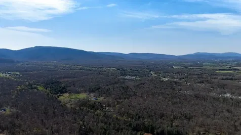 153 Thorofare Road Crimora VA 24431
