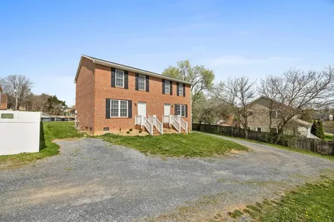 108 Pleasant Hill Road Harrisonburg VA 22801