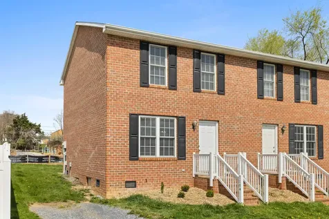 108 Pleasant Hill Road Harrisonburg VA 22801