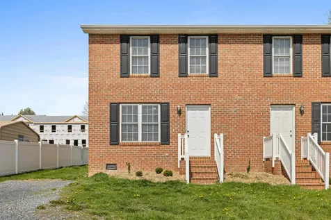 108 Pleasant Hill Road Harrisonburg VA 22801