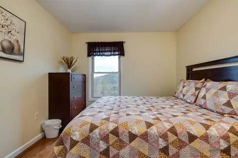 2225 & 2319 Valley Burg Road Luray VA 22835