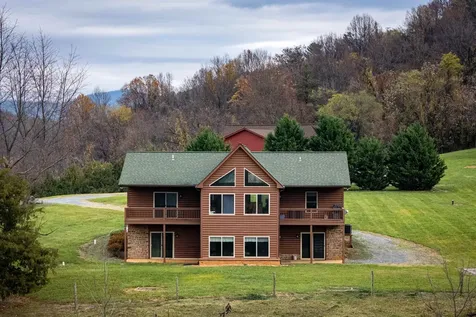 2225 & 2319 Valley Burg Road Luray VA 22835