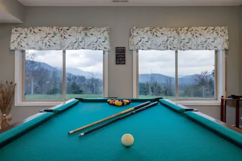 2225 & 2319 Valley Burg Road Luray VA 22835