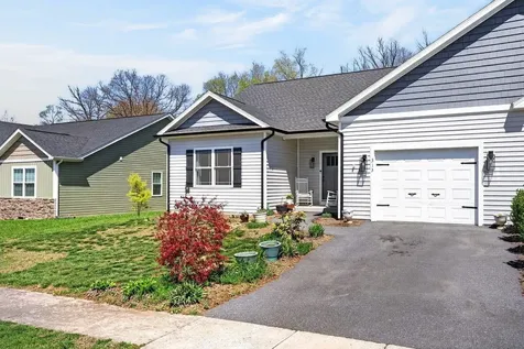 313 Willow Oaks Drive Elkton VA 22827