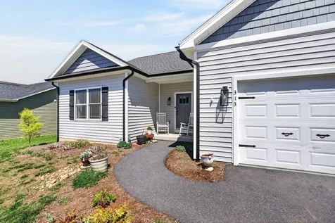 313 Willow Oaks Drive Elkton VA 22827