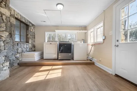 1641 Smithland Road Harrisonburg VA 22802