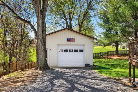 9 Clover Place Verona VA 24482