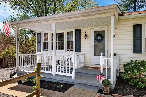 9 Clover Place Verona VA 24482