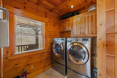 16199 Rockymount Lane Elkton VA 22827