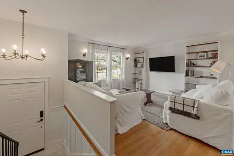 704 Carann Street Staunton VA 24401