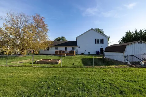 605 16th Street Grottoes VA 24441