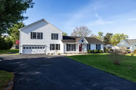 605 16th Street Grottoes VA 24441