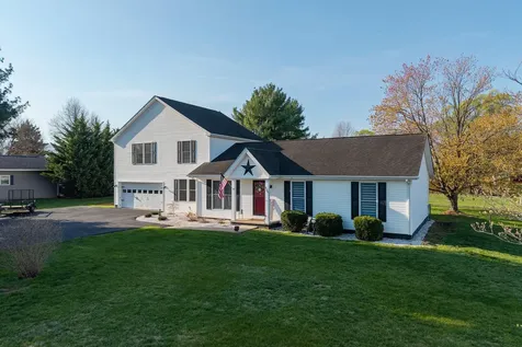 605 16th Street Grottoes VA 24441
