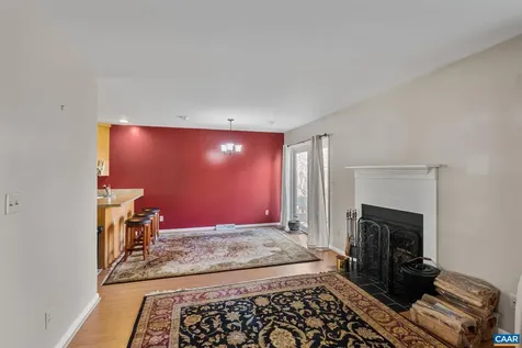 1212 Chatham Ridge Charlottesville VA 22901