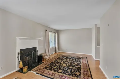 1212 Chatham Ridge Charlottesville VA 22901