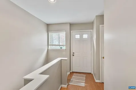 1212 Chatham Ridge Charlottesville VA 22901