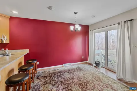 1212 Chatham Ridge Charlottesville VA 22901