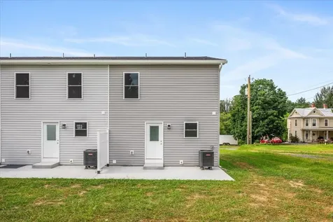 178 Bank Street Mt Jackson VA 22842