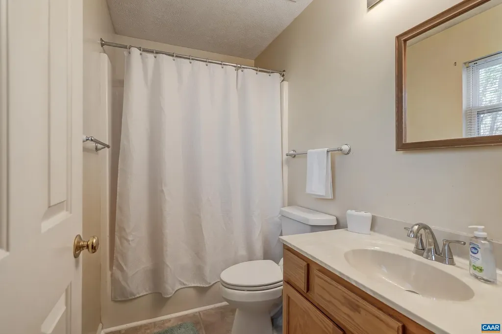 15 Austin Drive Palmyra VA 22963