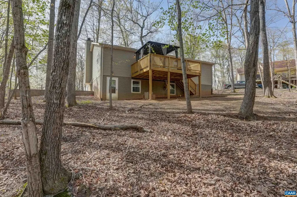 15 Austin Drive Palmyra VA 22963