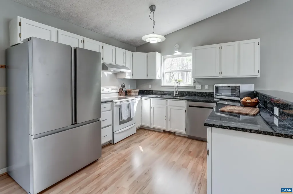 15 Austin Drive Palmyra VA 22963