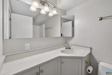 110 Turtle Creek Road Charlottesville VA 22901