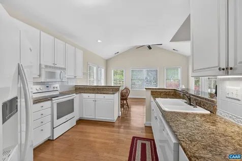 1804 Creekview Lane Charlottesville VA 22911
