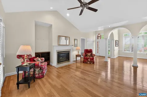 1804 Creekview Lane Charlottesville VA 22911