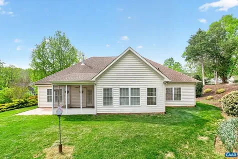 1804 Creekview Lane Charlottesville VA 22911