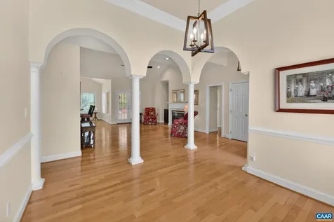 1804 Creekview Lane Charlottesville VA 22911