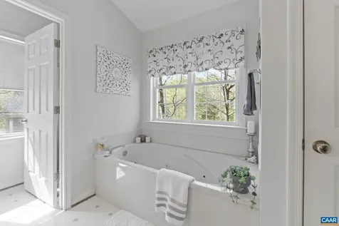 2759 Cricklewood Court Charlottesville VA 22911
