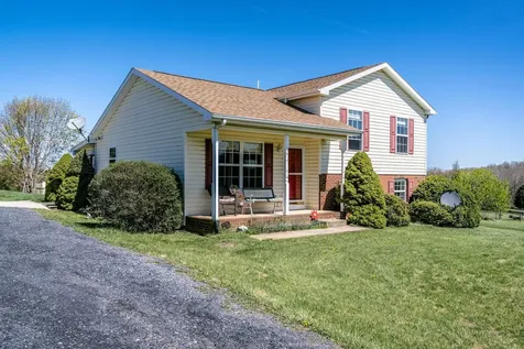1075 Chestnut Ridge Road Staunton VA 24401