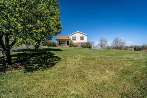 1075 Chestnut Ridge Road Staunton VA 24401