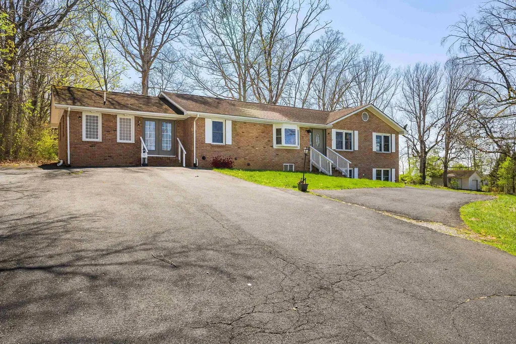 16998 Summit Avenue E Elkton VA 22827