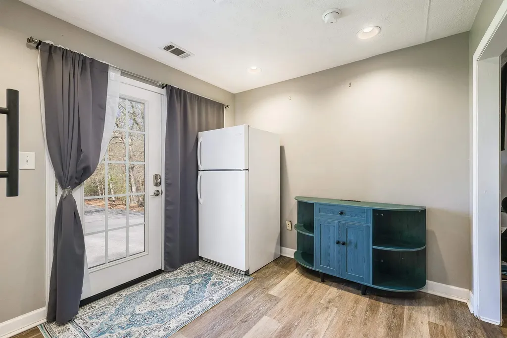 16998 Summit Avenue E Elkton VA 22827