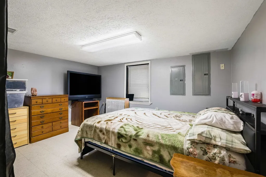 16998 Summit Avenue E Elkton VA 22827