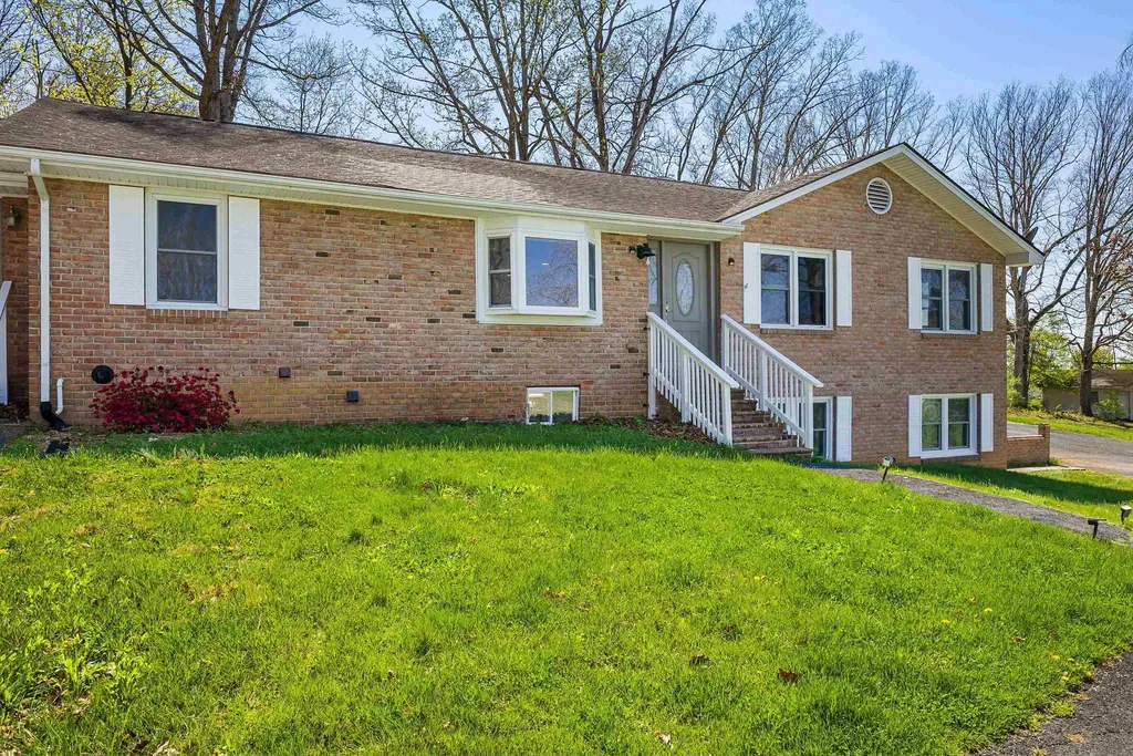 16998 Summit Avenue E Elkton VA 22827