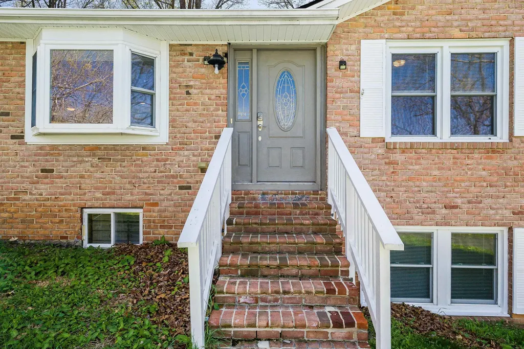 16998 Summit Avenue E Elkton VA 22827