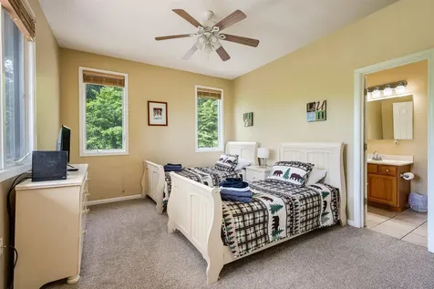 312 Rainier Road Mcgaheysville VA 22840