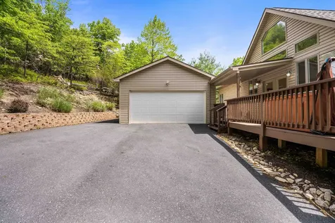 312 Rainier Road Mcgaheysville VA 22840