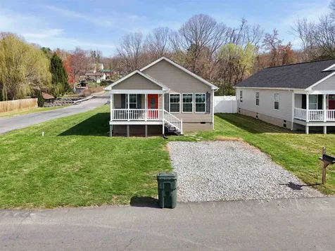 1601 A Street Waynesboro VA 22980